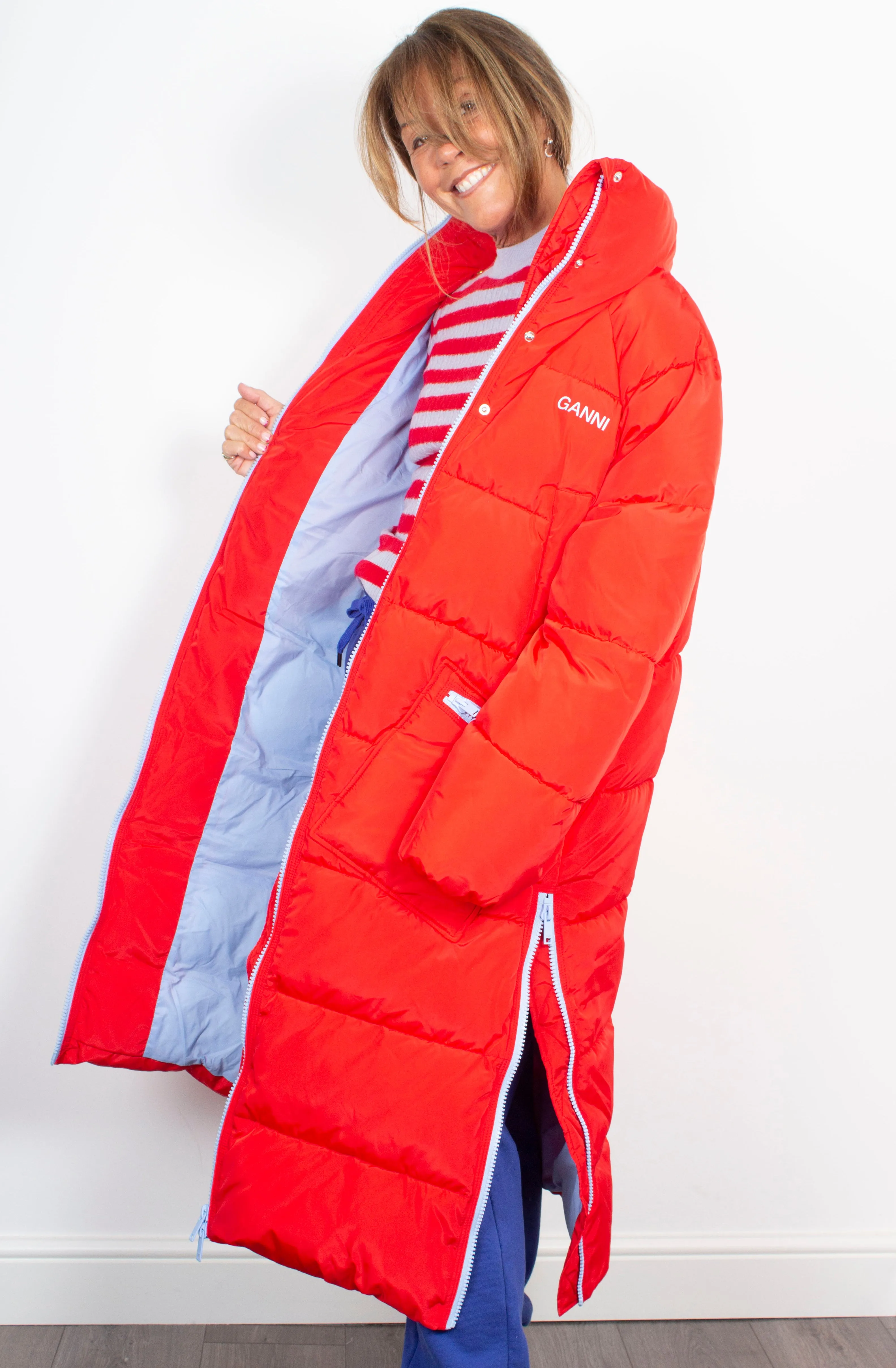 GANNI F6697 Oversized Puffer Coat in Red