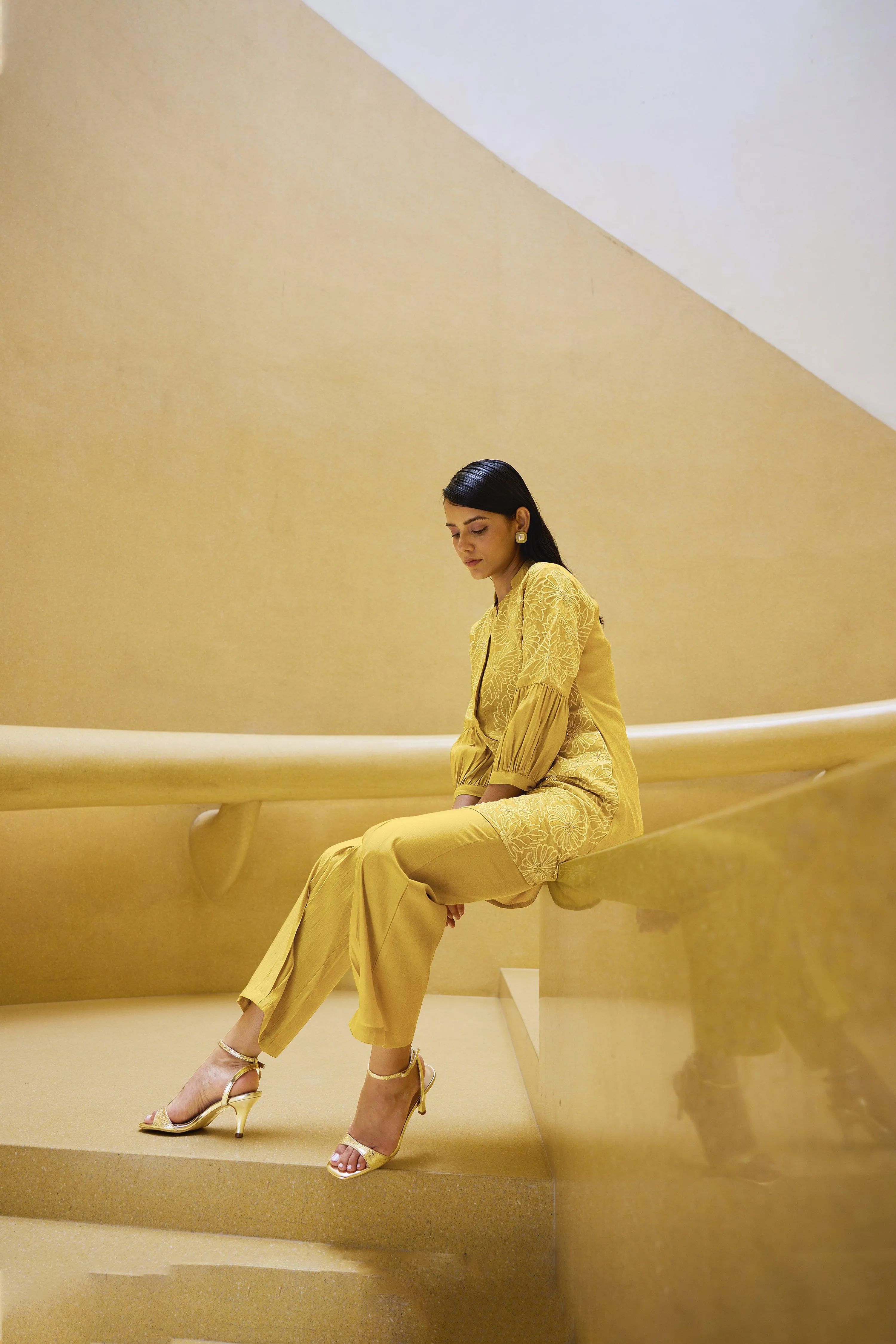 Yellow Embroidered Viscose Tunic With Flared Pant